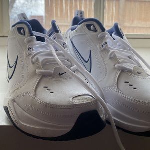 New Air Monarchs
